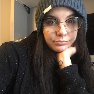 Meet your Posher, Sam